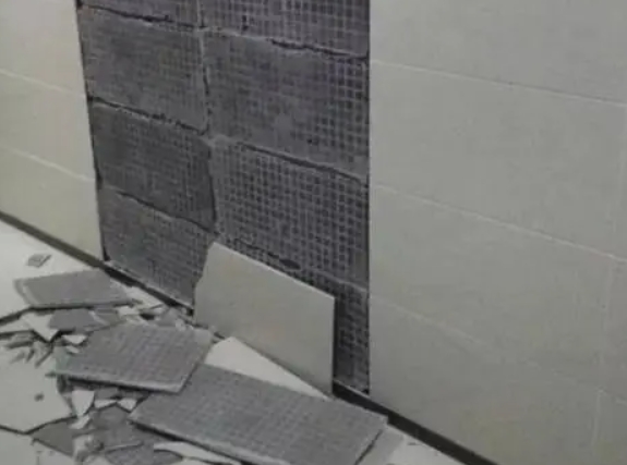 维西瓷砖空鼓维修公司分享下维西墙砖松动维修的知识